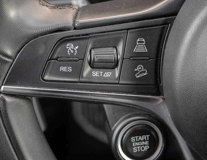 Alfa Romeo Stelvio SUV 2,0 l 206 kw