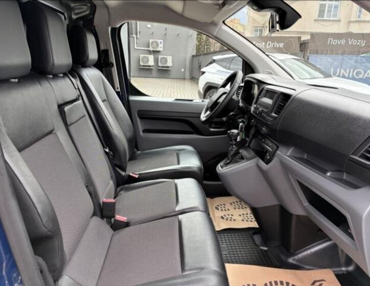 Opel Vivaro Skříň 2,0 l 90 kw