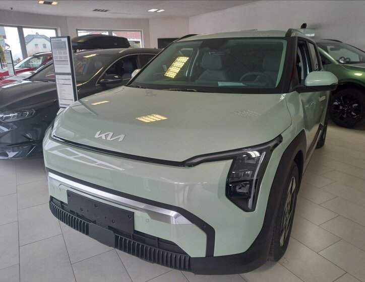 KIA EV3 1