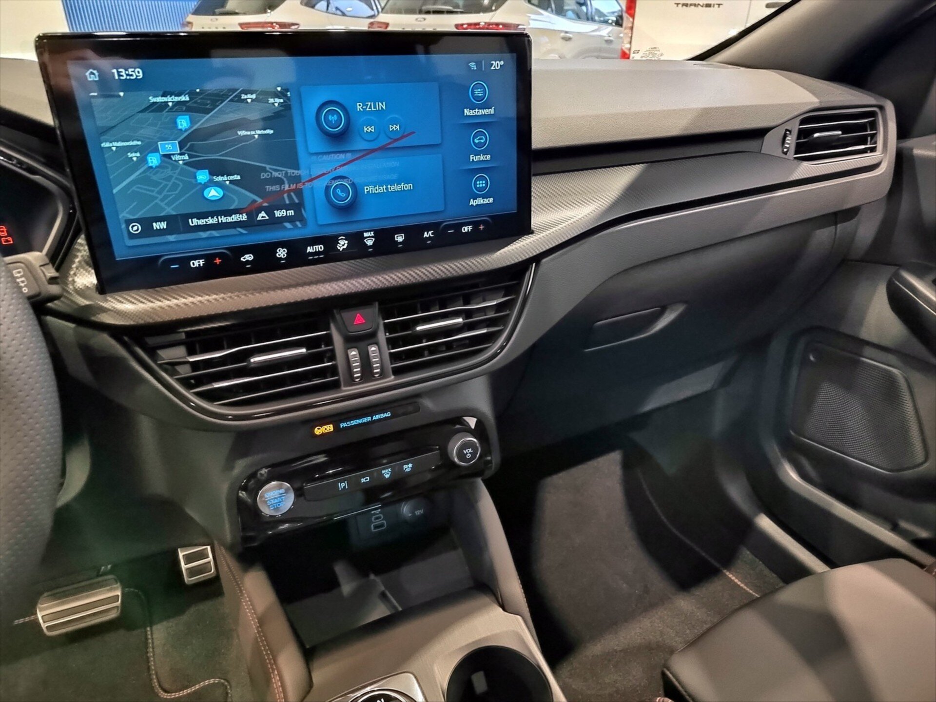 Ford Kuga SUV / Terénní 2,5 l 178 kw