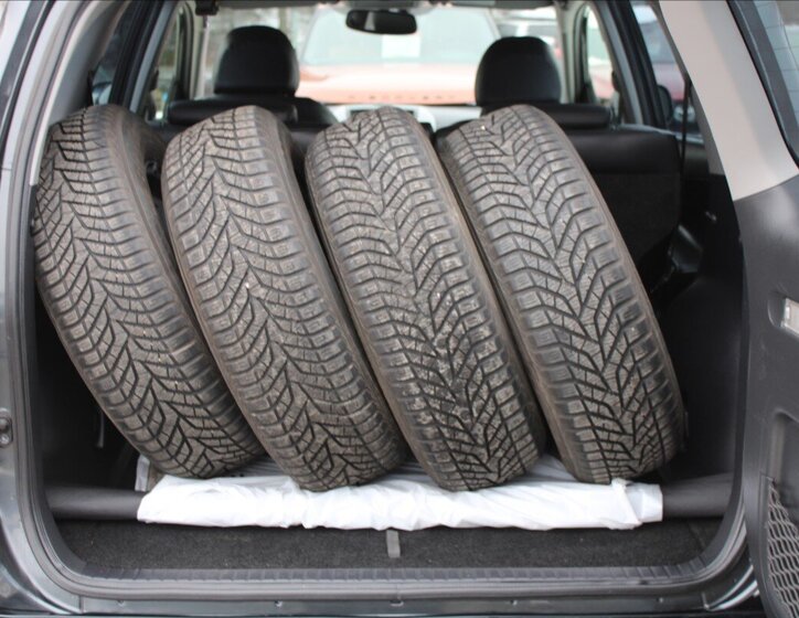 Toyota RAV4 SUV 2,2 l 100 kw