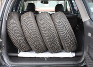 Toyota RAV4 SUV 2,2 l 100 kw