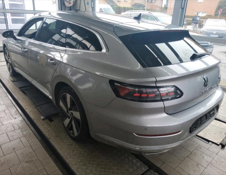 Volkswagen Arteon Kombi 2,0 l 147 kw