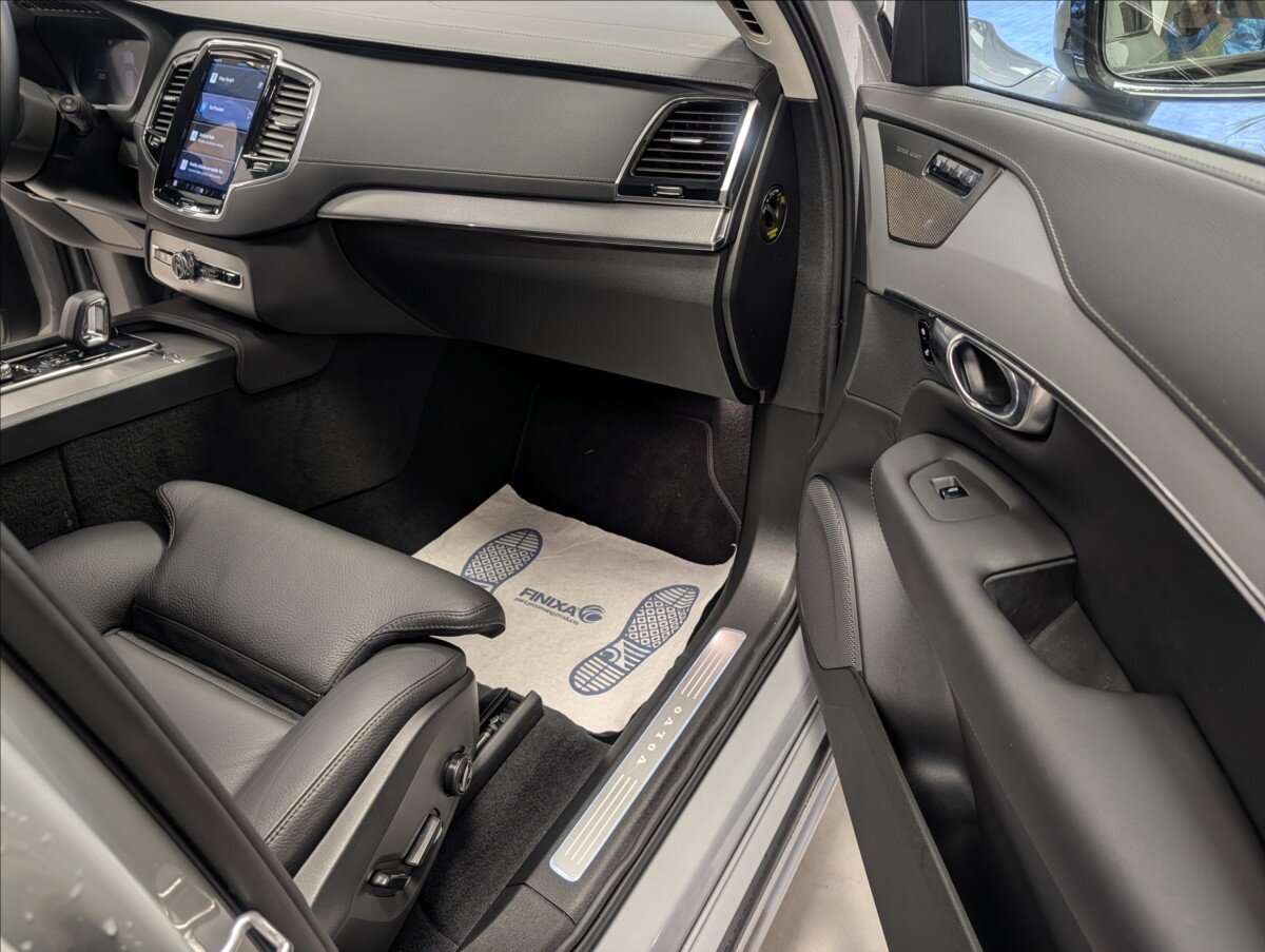 Volvo XC90 Ostatní 2,0 l 335 kw