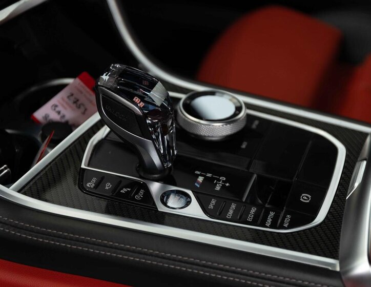 BMW Řada 8 Ostatní 4,4 l 390 kw