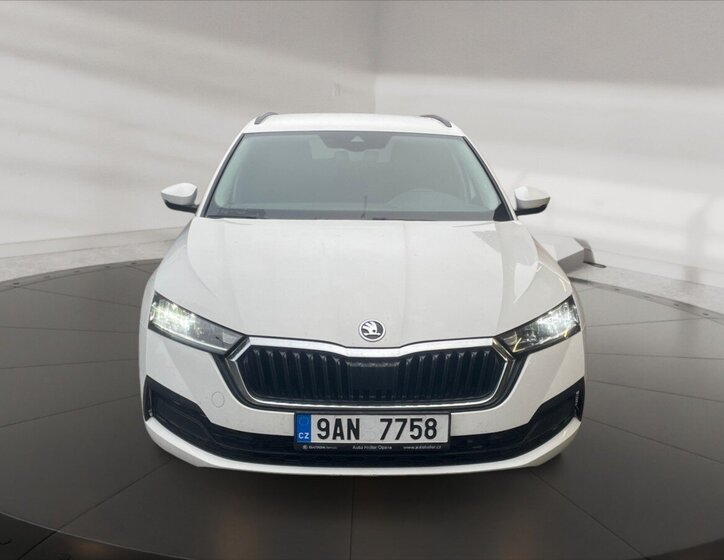 Škoda Octavia Kombi 2,0 l 85 kw