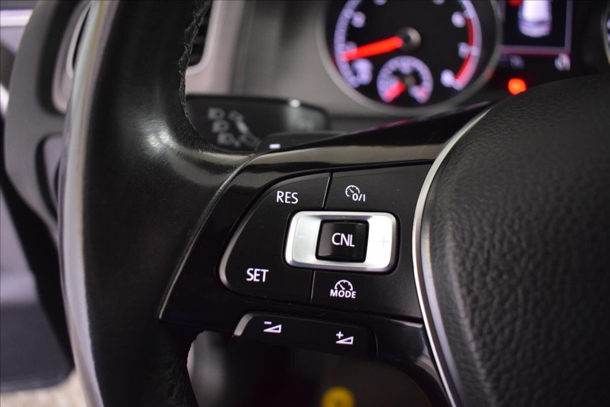 Volkswagen Golf Hatchback 1,4 l 90 kw