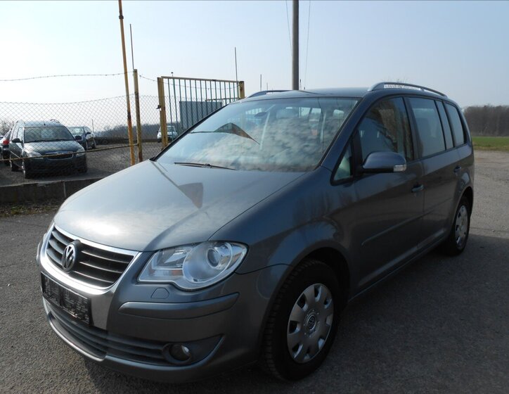 Volkswagen Touran Kombi 2,0 l 103 kw