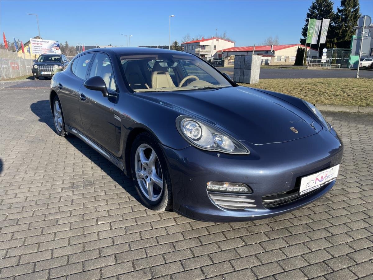 Porsche Panamera Hatchback 3,6 l 220 kw