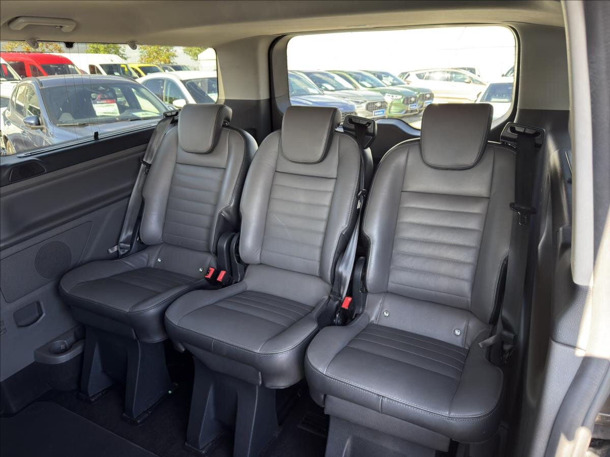 Ford Tourneo Custom Kombi 2,0 l 136 kw