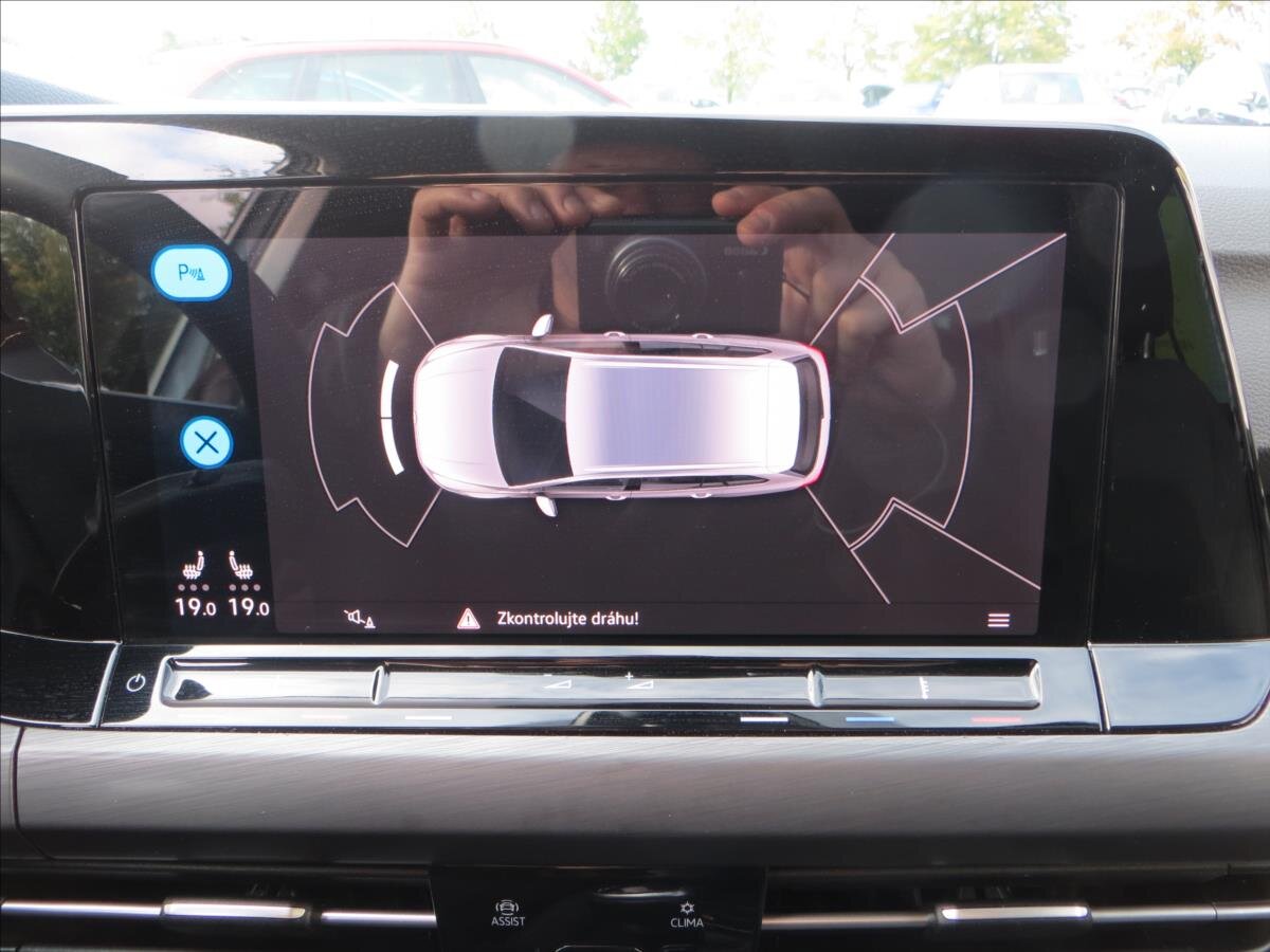 Volkswagen Golf Kombi 1,5 l 96 kw