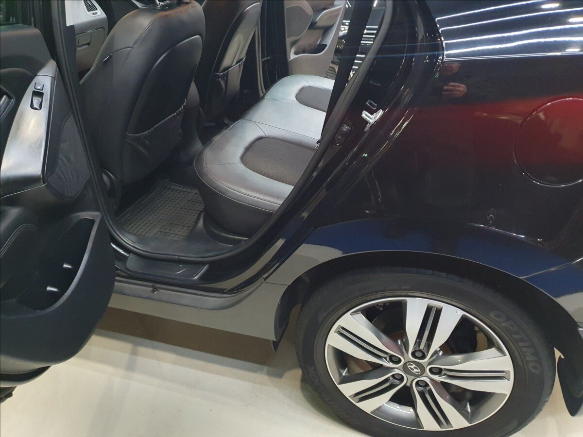 Hyundai ix35 SUV / Terénní 2,0 l 122 kw