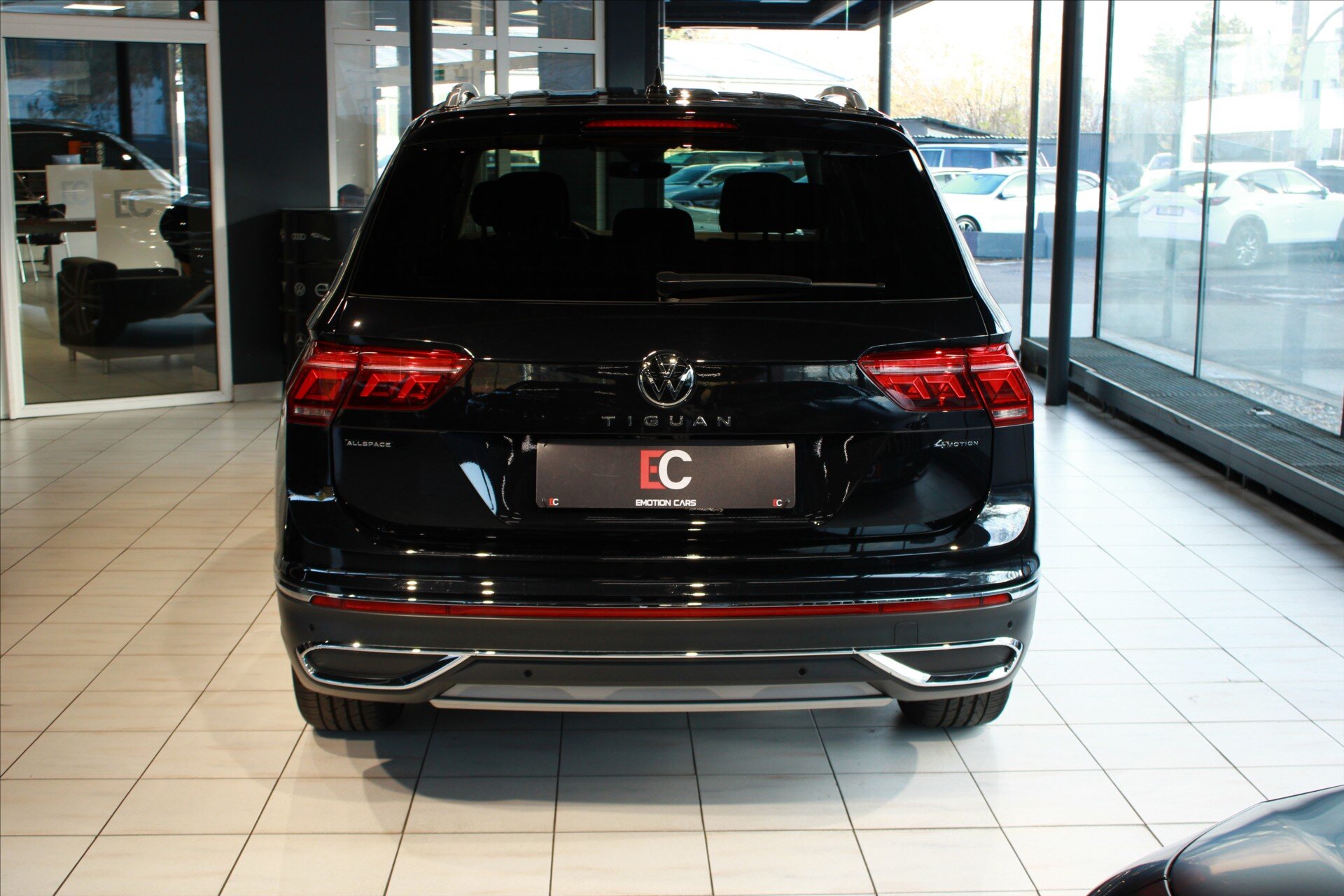 Volkswagen Tiguan SUV / Terénní 2,0 l 180 kw