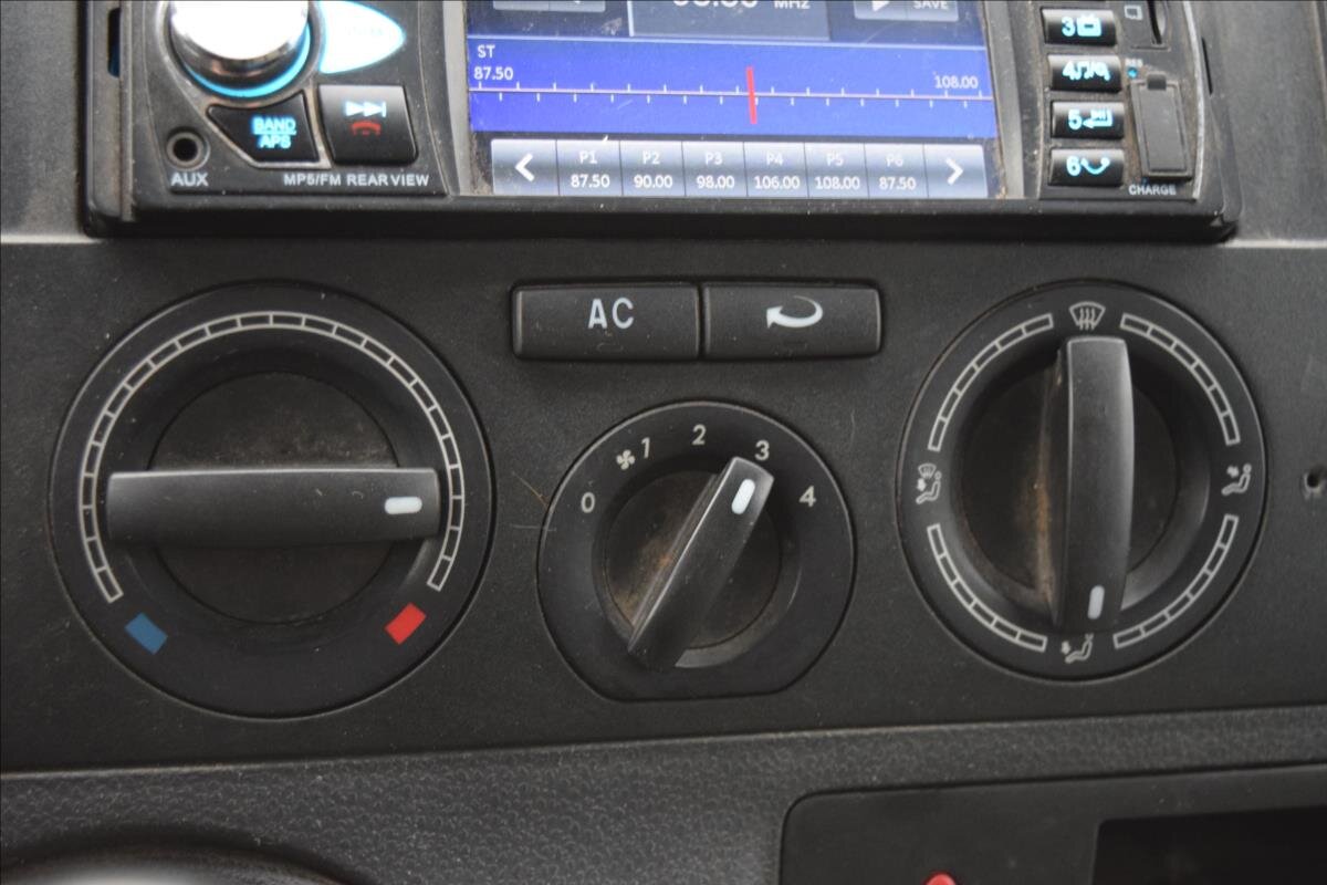 Volkswagen Transporter Kombi 2,5 l 96 kw