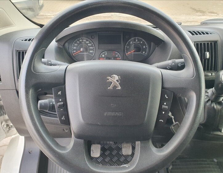 Peugeot Boxer 11