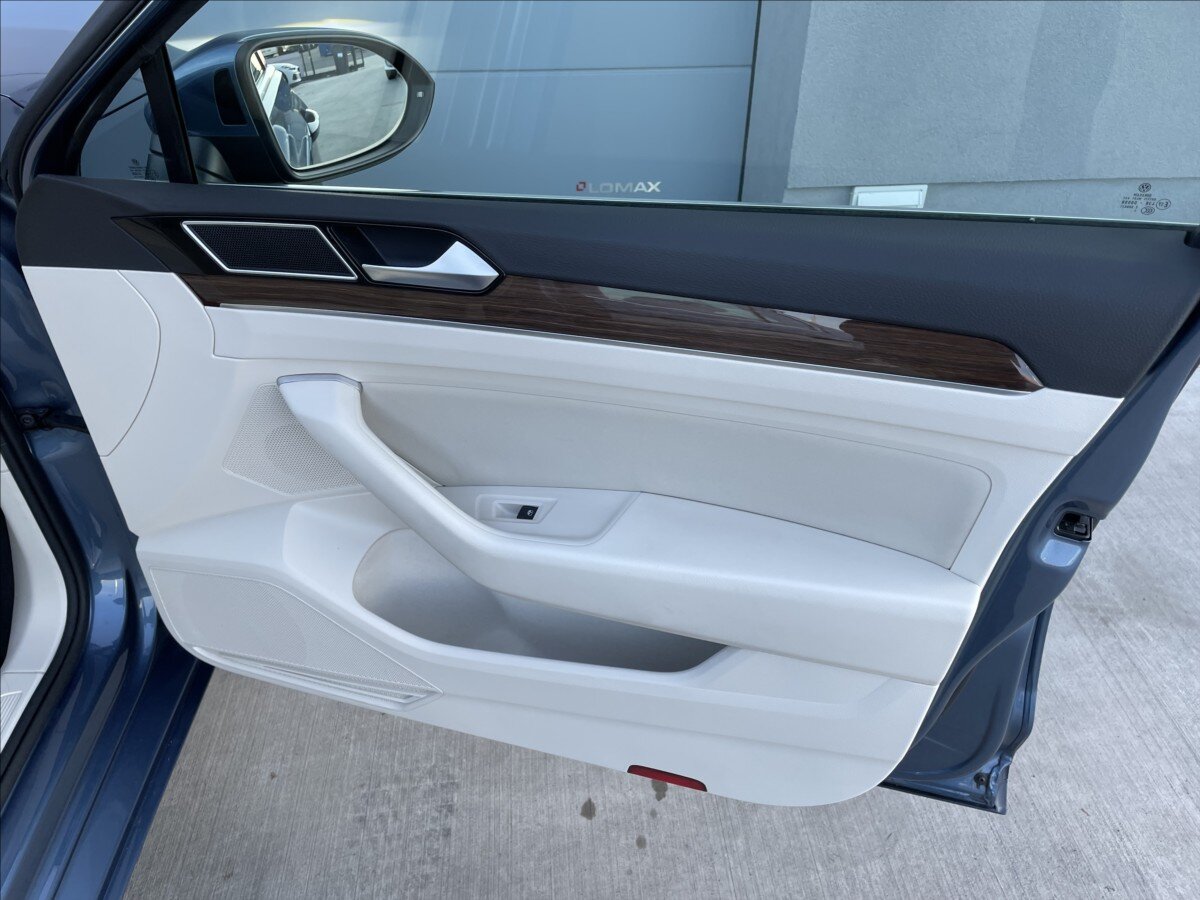 Volkswagen Passat Sedan 1,8 l 132 kw