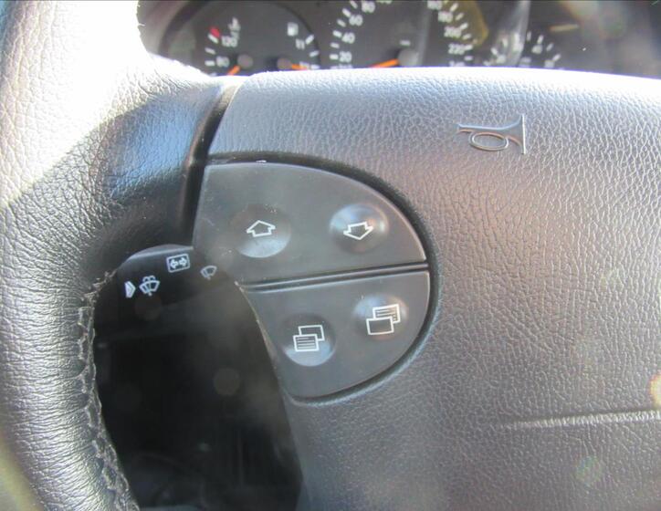 Mercedes-Benz CLK 22