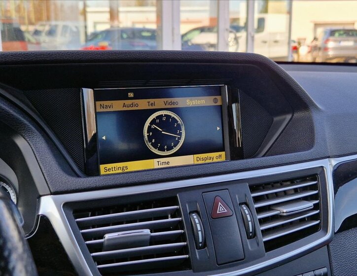 Mercedes-Benz Třídy E Sedan / Limuzína 3,0 l 195 kw