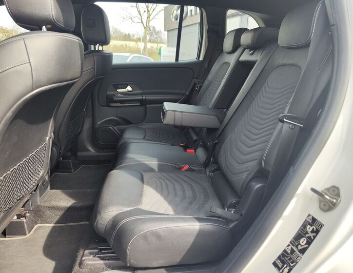 Mercedes-Benz GLB SUV / Terénní 2,0 l 110 kw