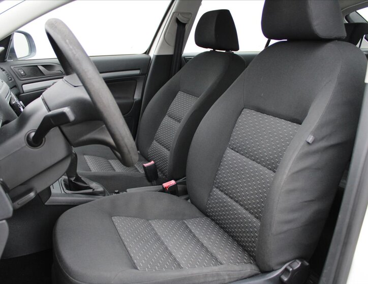 Škoda Octavia Liftback 1,6 l 77 kw