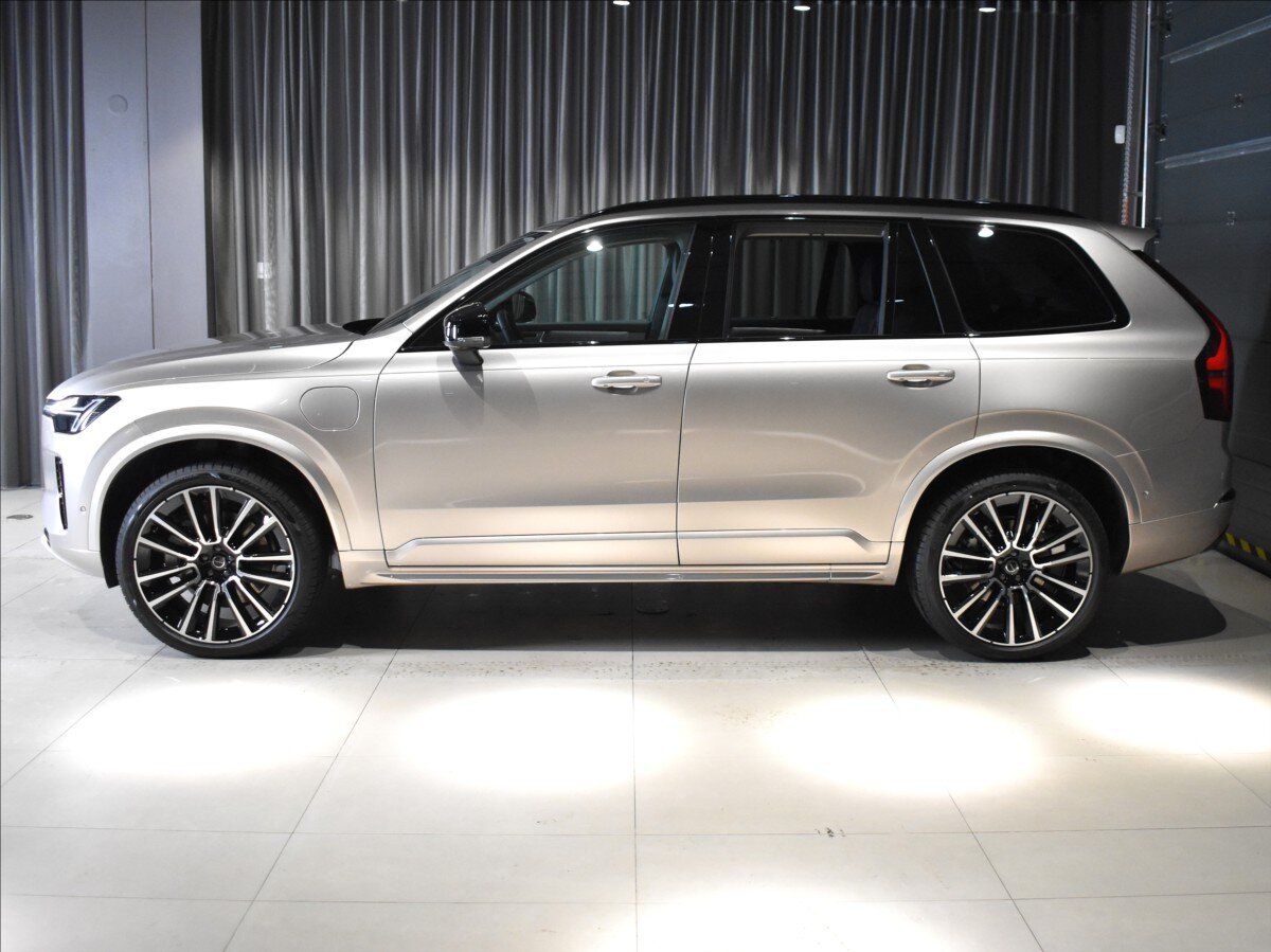 Volvo XC90 SUV 2,0 l 335 kw