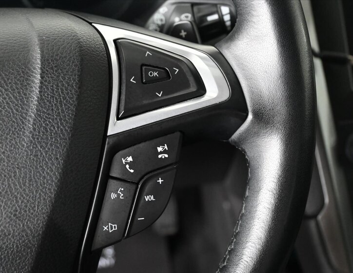 Ford Mondeo Kombi 2,0 l 140 kw