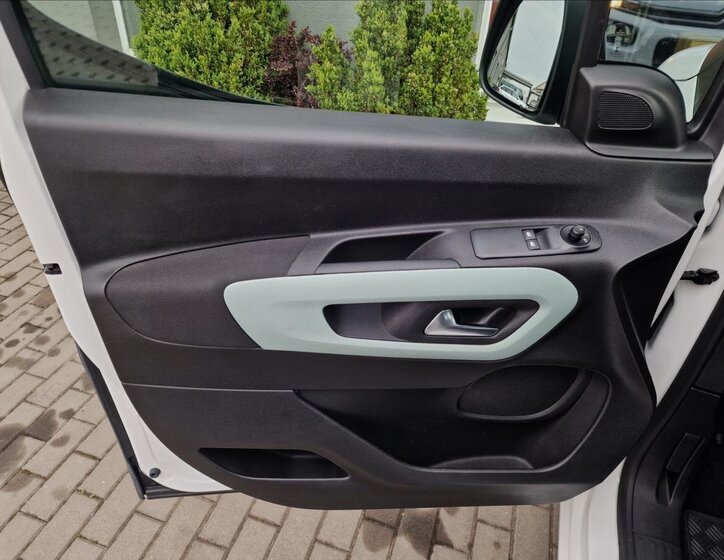 Citroën Berlingo MPV 1,2 l 81 kw