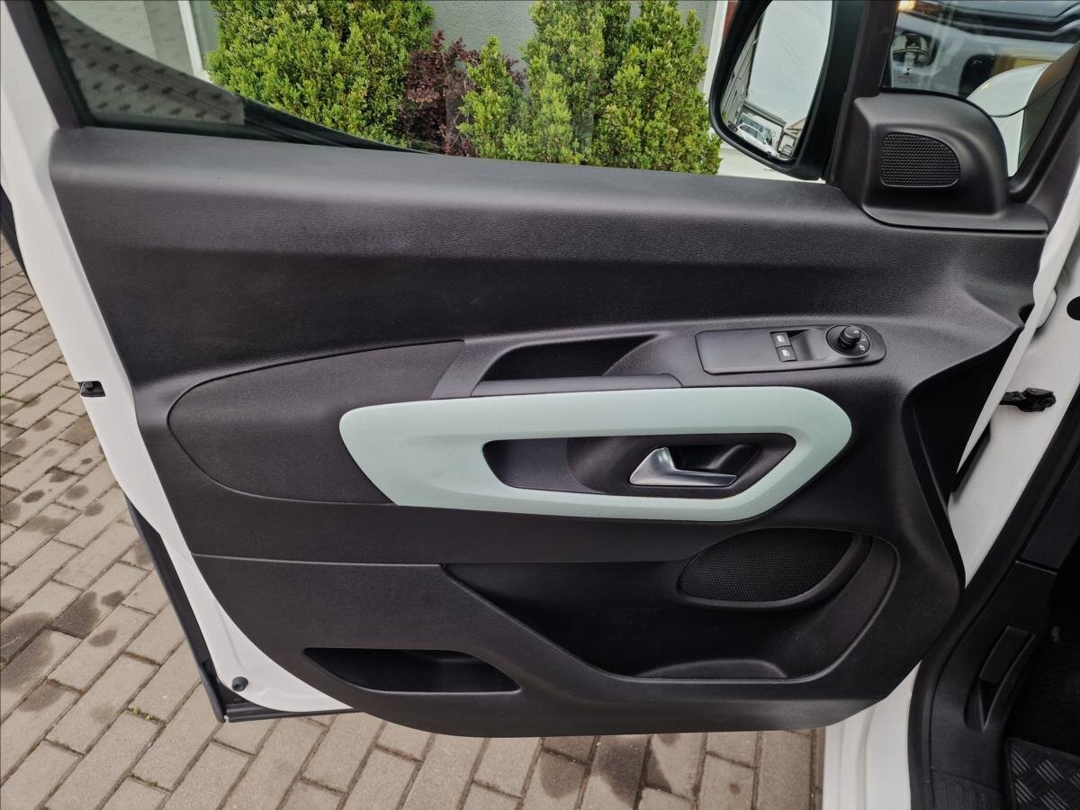 Citroën Berlingo MPV 1,2 l 81 kw