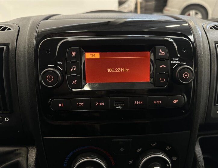 Peugeot Boxer Skříň 2,2 l 103 kw