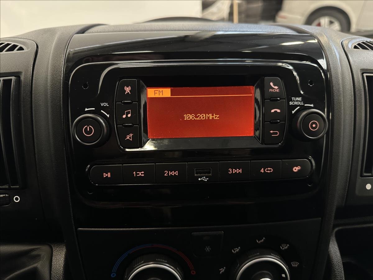 Peugeot Boxer Skříň 2,2 l 103 kw