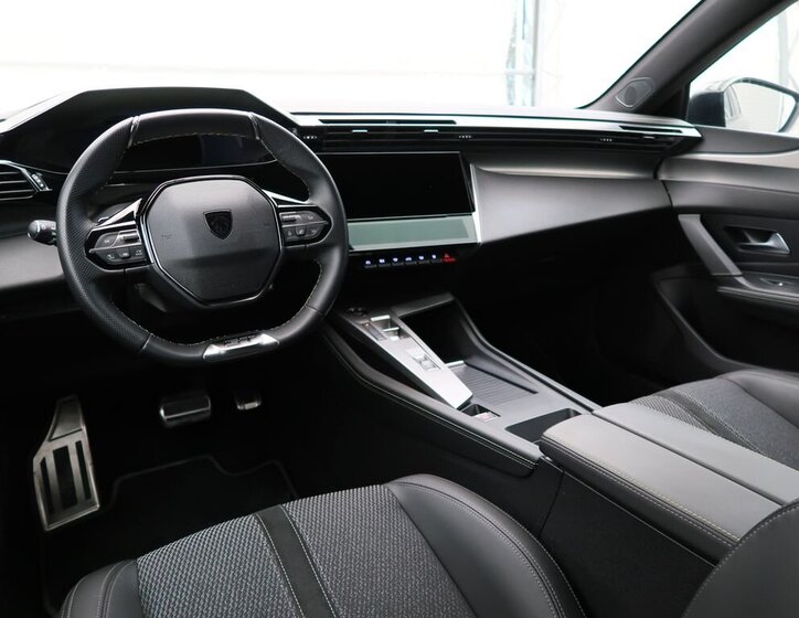 Peugeot 308 Kombi 1,2 l 96 kw