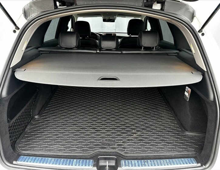 Mercedes-Benz GLC Kombi 2,0 l 143 kw