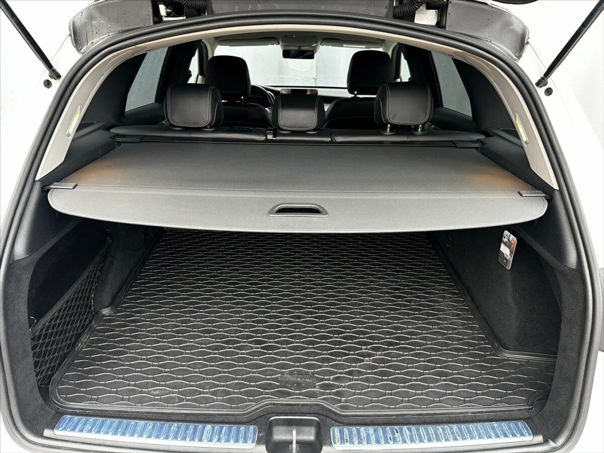 Mercedes-Benz GLC Kombi 2,0 l 143 kw