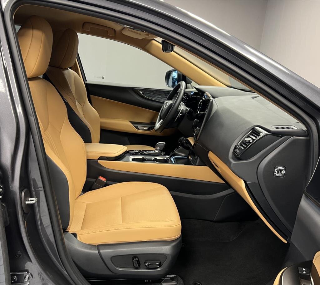 Lexus NX 350h SUV 2,5 l 179 kw