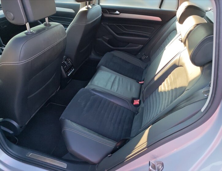 Volkswagen Passat Kombi 2,0 l 140 kw