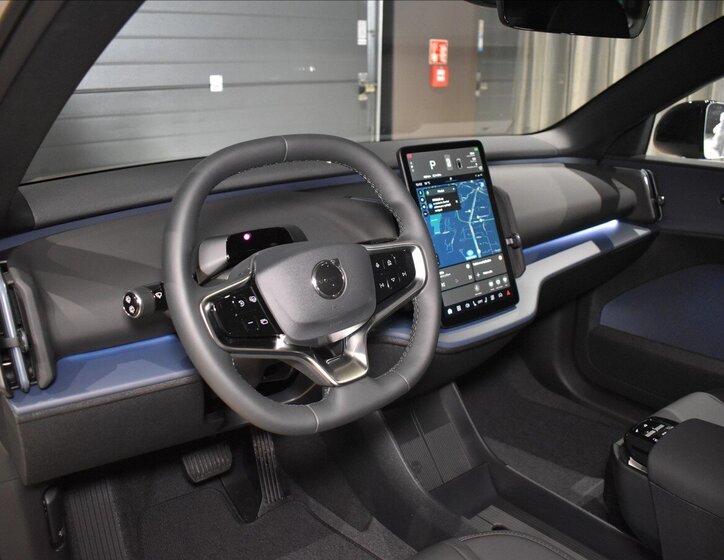 Volvo EX30 SUV / Terénní 0,0 315 kw