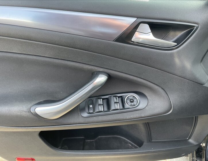 Ford Mondeo Kombi 2,0 l 103 kw