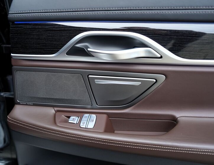 BMW Řada 7 Sedan 3,0 l 250 kw