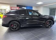 Alfa Romeo Stelvio 4