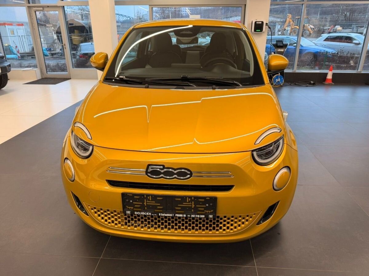 Fiat 500 Hatchback 999,0 48 kw
