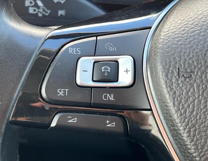 Volkswagen Multivan 19