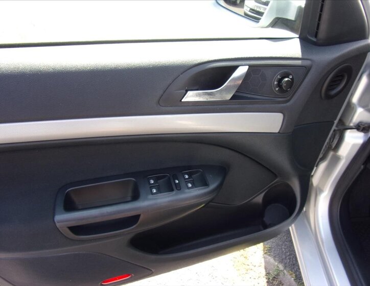 Škoda Octavia Kombi 1,6 l 77 kw