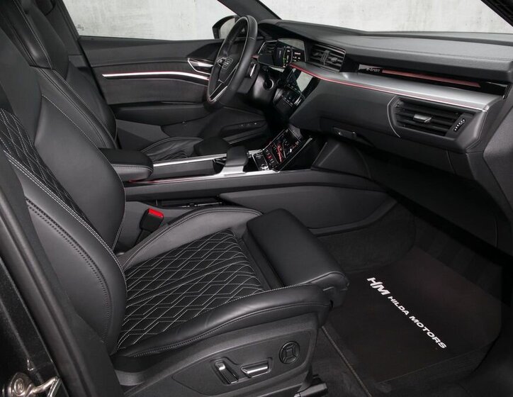 Audi e-tron SUV 0,0 300 kw