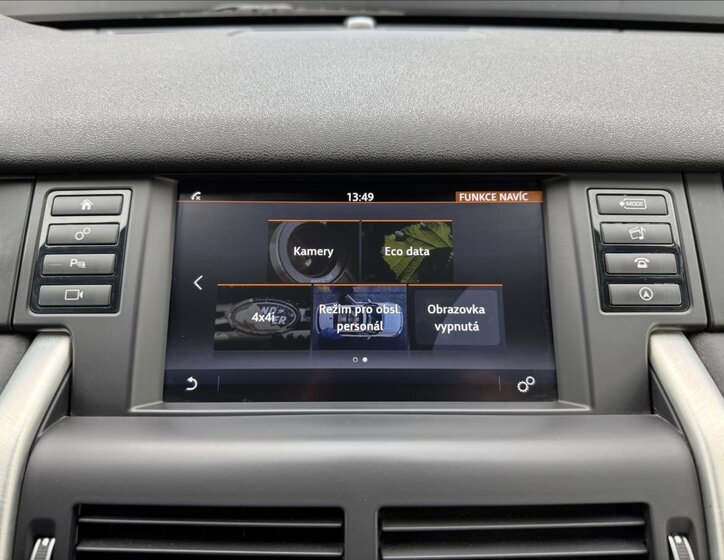 Land Rover Discovery Sport SUV / Terénní 2,0 l 132 kw