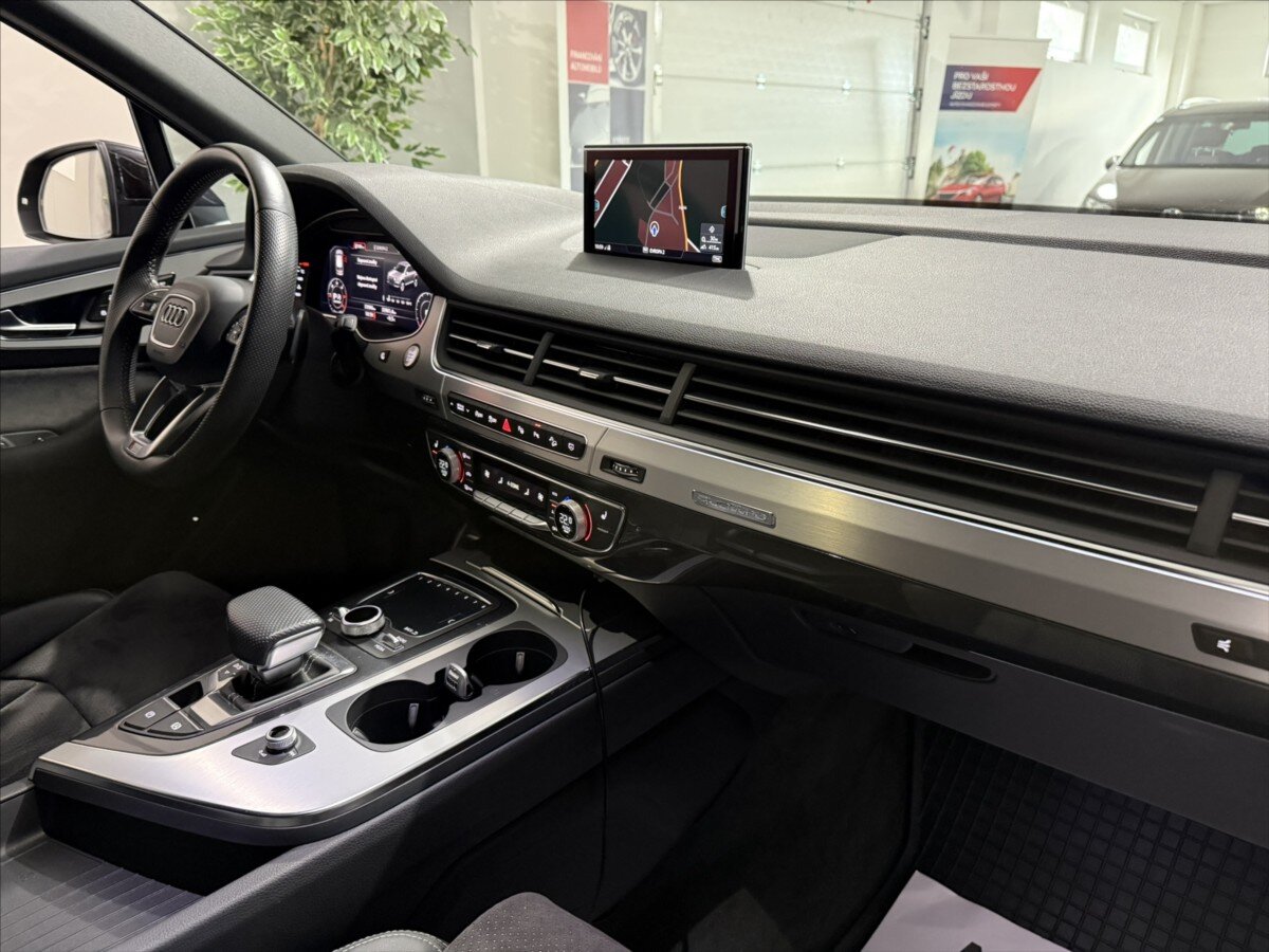 Audi Q7 SUV / Terénní 3,0 l 200 kw