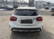 Mercedes-Benz GLA SUV 2,0 l 135 kw