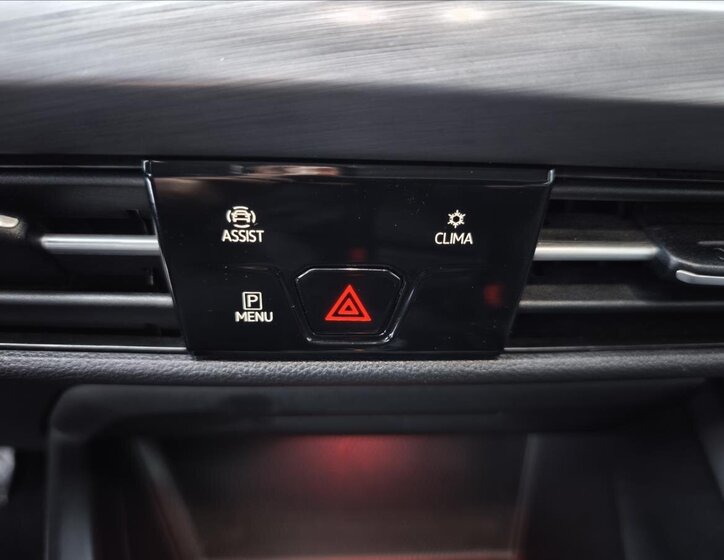 Volkswagen Golf Kombi 1,5 l 96 kw