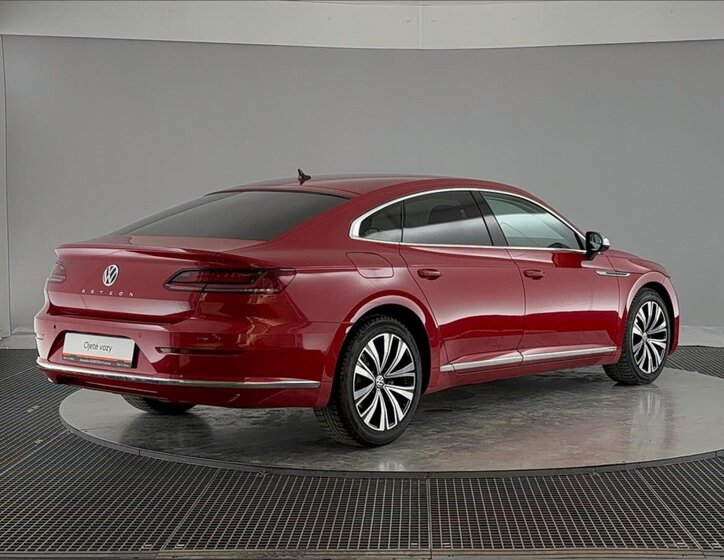 Volkswagen Arteon Liftback 2,0 l 110 kw