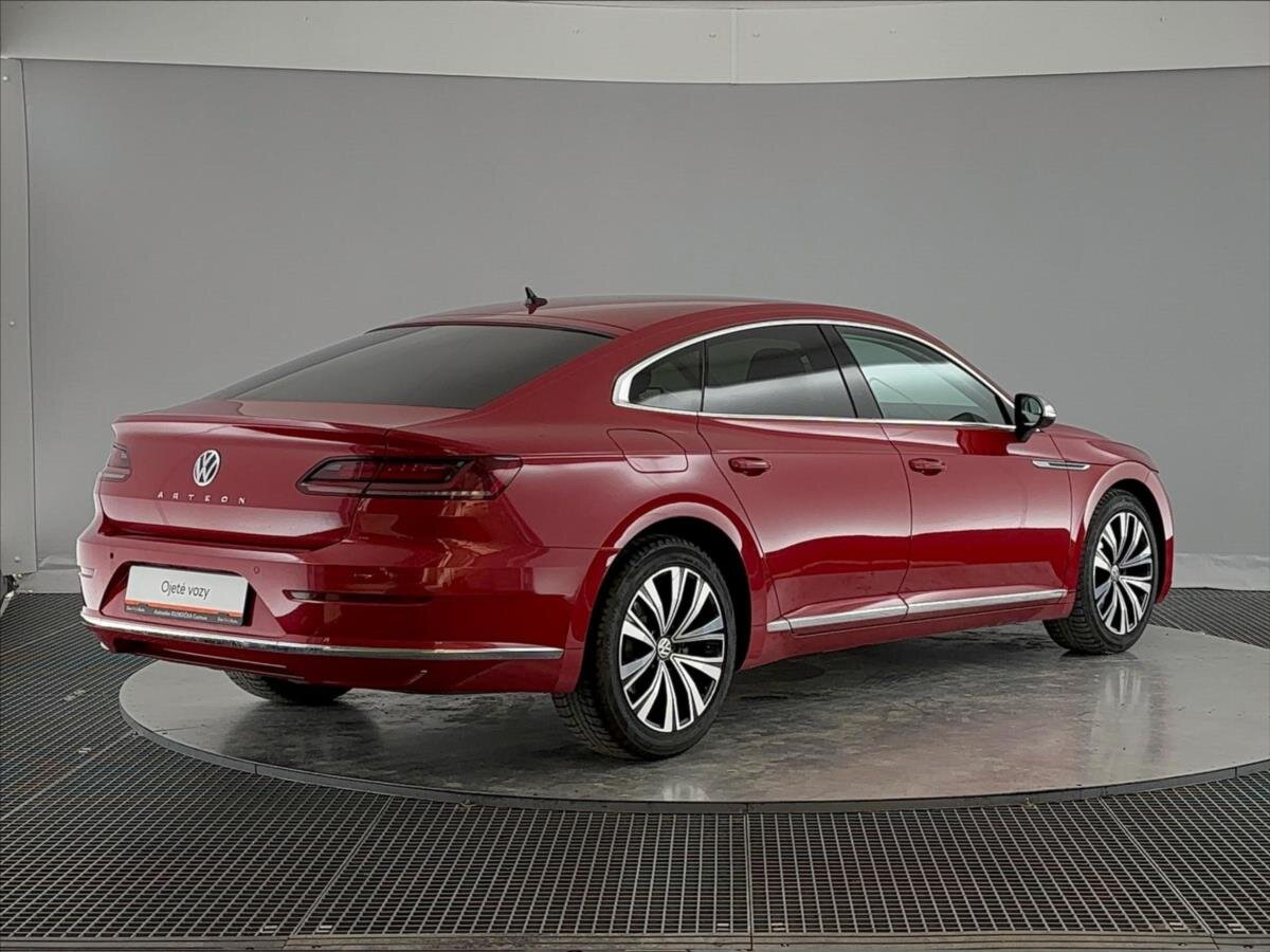 Volkswagen Arteon Liftback 2,0 l 110 kw