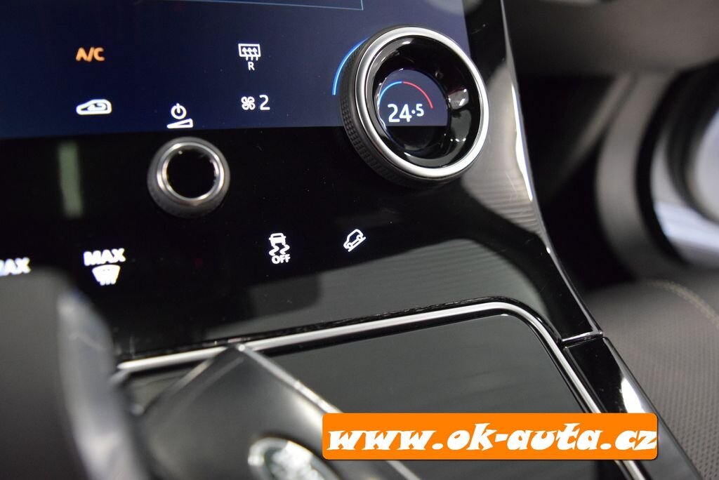 Land Rover Range Rover Velar SUV 2,0 l 150 kw